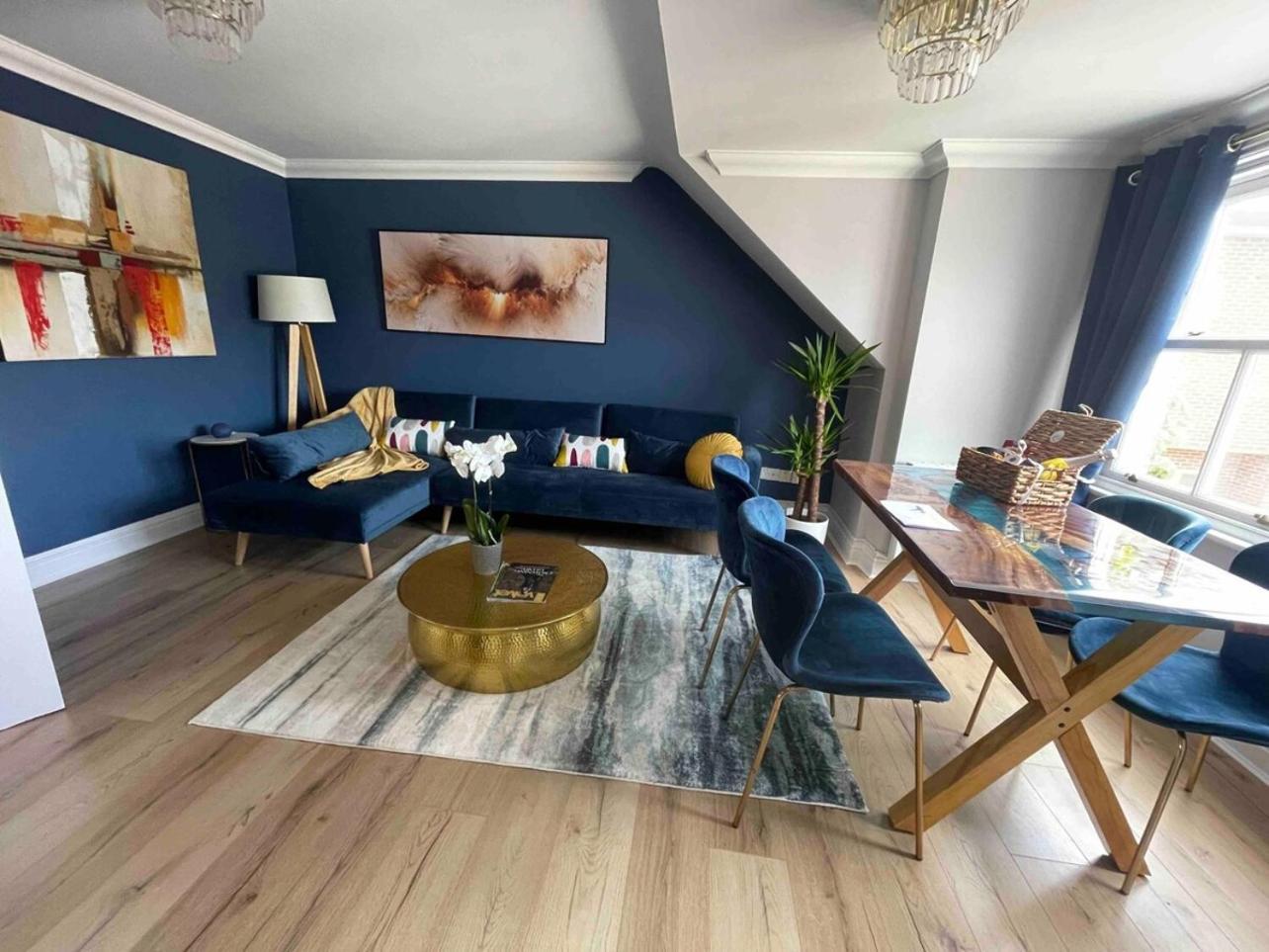 Luxury Boutique - Amazing Location Apartemen